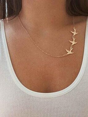 NEW Peace Dove Choker Necklace Bird Dove Gold Doves Pendant Triple Doves